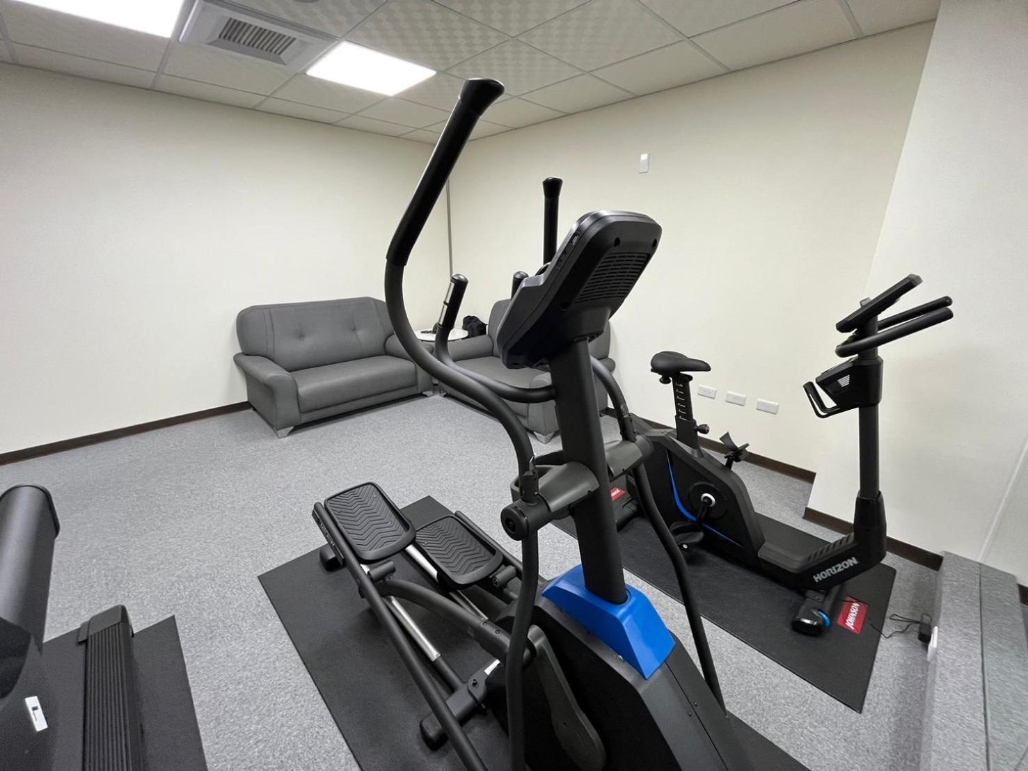 San Juan Easy Stay Inn טאינאן מראה חיצוני תמונה